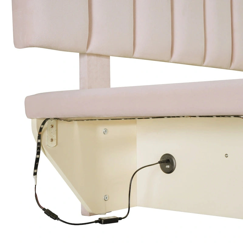 Letto matrimoniale "Queen Size" sospeso con luci LED e USB