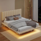 Letto matrimoniale "Queen Size" sospeso con luci LED e USB