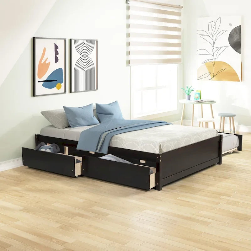 Letto a piattaforma interamente in legno massello con rotelle estraibili doppie