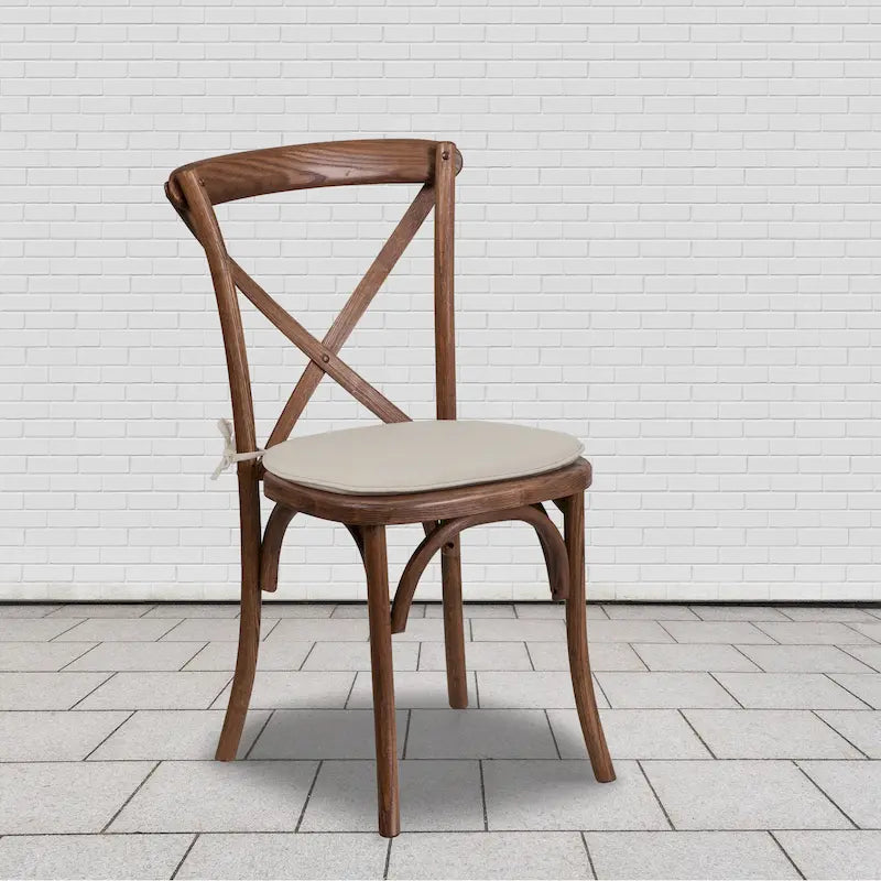 Set da 2 sedie impilabili in legno con schienale a croce e cuscino