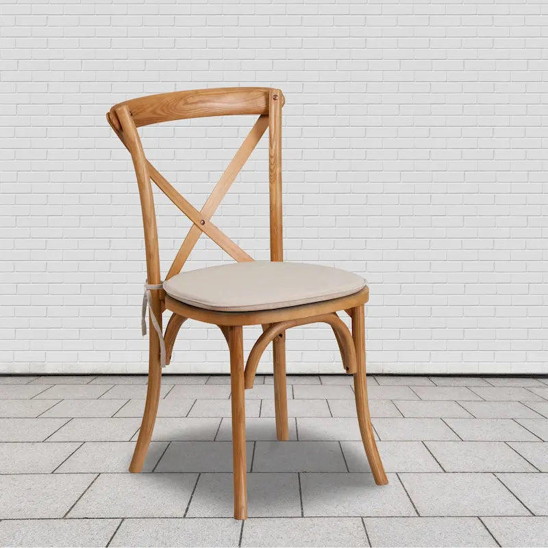 Set da 2 sedie impilabili in legno con schienale a croce e cuscino