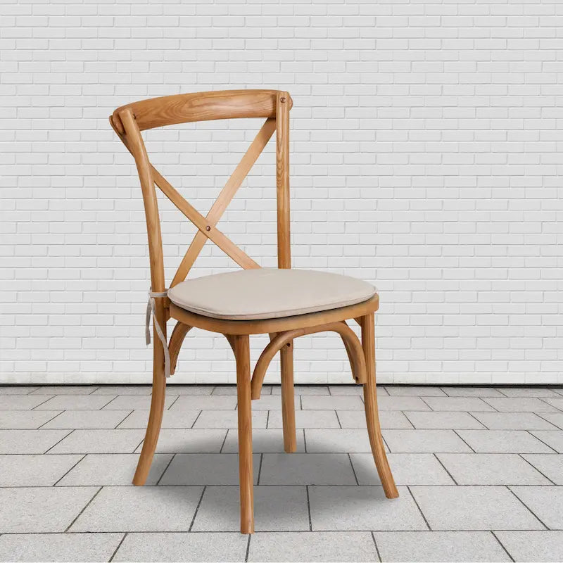 Set da 2 sedie impilabili in legno con schienale a croce e cuscino
